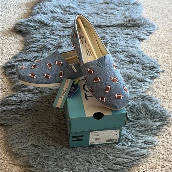 Toms Shoes - Toms Women’s Blue Football Print Flats